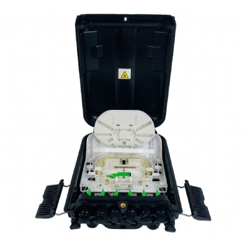 FIBER OPTIC DISTRIBUTION BOX-8 CORES-DIFFERENTIAL TYPE+HUAWEI WATERPROOF CONNECTOR+2 fusion discs+(PLC MICRO 1*08-SC/APC*1)