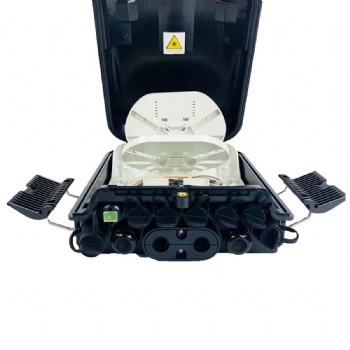 FIBER OPTIC DISTRIBUTION BOX-8 CORES-DIFFERENTIAL TYPE+HUAWEI WATERPROOF CONNECTOR+2 fusion discs+(PLC MICRO 1*08-SC/APC*1)