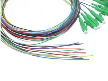 Pigtail SM LC/APC 0.9 mm   1.5 m-G657A1