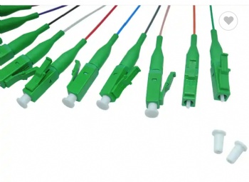 Pigtail SM LC/APC 0.9 mm   1.5 m-G657A1